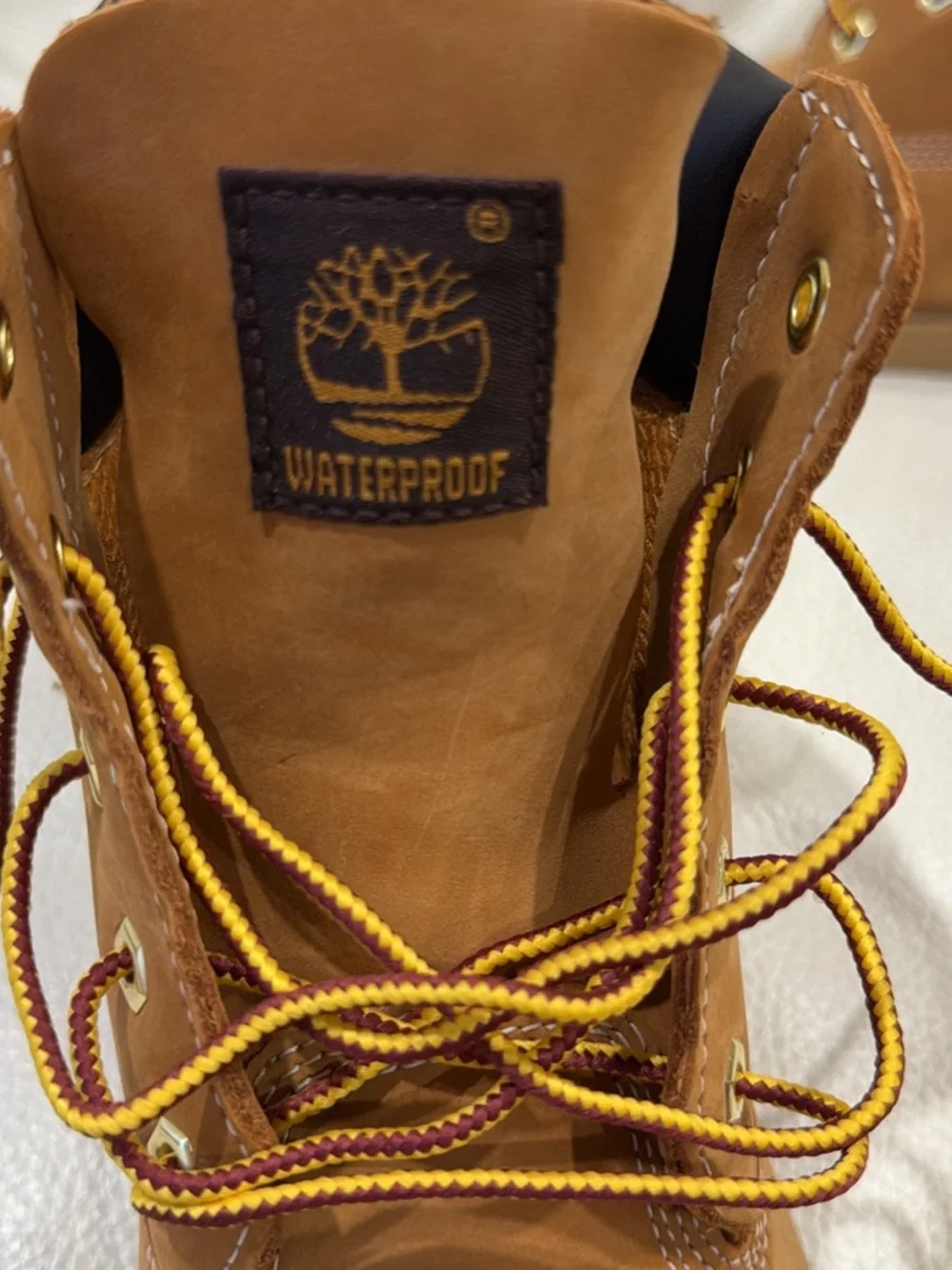 NWOT Timberland Wheat Nubuck Kids 6